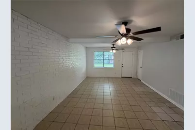 401 Branch Street, Taylor, TX 76574 - Photo 2