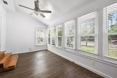 408 W 33rd Street, Austin, TX 78705 - Photo 20