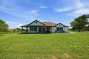 410 Mustang Mesa, Liberty Hill, TX 78642 - Photo 2