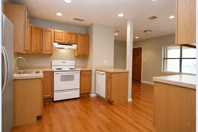 2107 Saratoga Drive, Austin, TX 78733 - Photo 4