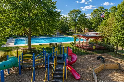 2107 Saratoga Drive, Austin, TX 78733 - Photo 20