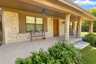 2107 Saratoga Dr, Austin, TX 78733 - Photo 2