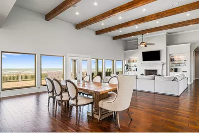 672 Villa Drive, Crystal Beach, TX 77650 - Photo 8