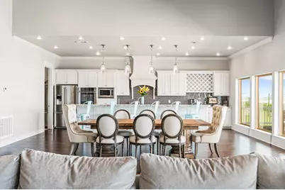 672 Villa Drive, Crystal Beach, TX 77650 - Photo 6