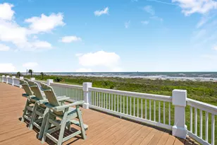 672 Villa Dr, Crystal Beach, TX 77650 - Photo 38