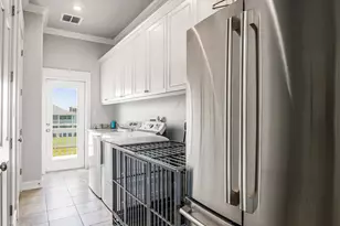 672 Villa Dr, Crystal Beach, TX 77650 - Photo 40