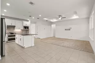 302 Barn Hill Loop, Dripping Springs, TX 78620 - Photo 18