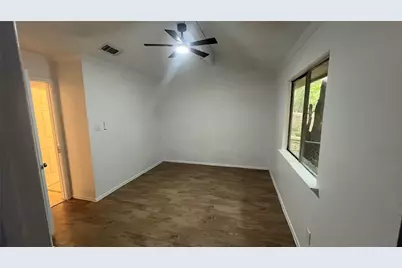 9515 Aberdeen Way #B, Austin, TX 78753 - Photo 8