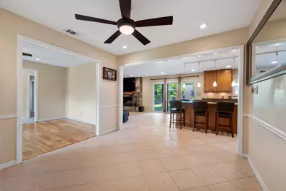 8612 Stillwood Lane, Austin, TX 78757 - Photo 4