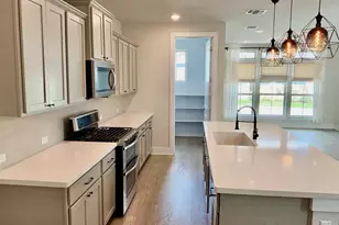 8315 Laughlin Ln, Austin, TX 78744 - Photo 6