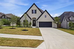 201 Brewer St, Kyle, TX 78640 - Photo 2