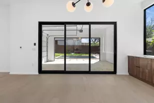 2411 Winsted Ln, Austin, TX 78703 - Photo 32