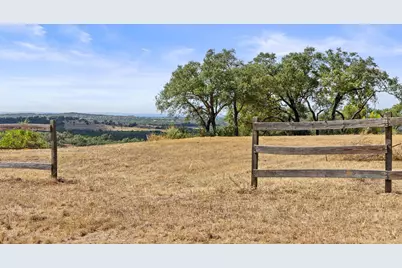 18700 Madrone Ranch Trail, Austin, TX 78738 - Photo 4