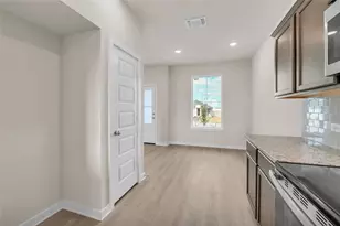 290 Boatright Blvd, Jarrell, TX 76537 - Photo 18