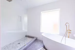 7304 Geneva Dr, Austin, TX 78723 - Photo 20