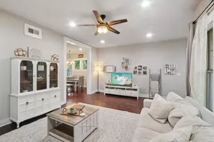 804 Howard St, Taylor, TX 76574 - Photo 12