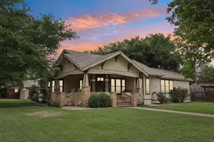 804 Howard St, Taylor, TX 76574 - Photo 2