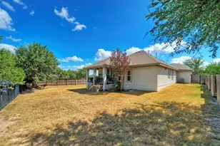 112 Senna Dr, Dripping Springs, TX 78620 - Photo 32