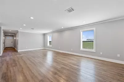 2024 Applewood Drive, Lockhart, TX 78644 - Photo 8