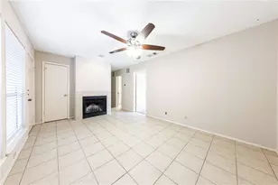 3115 Helms St, Austin, TX 78705 - Photo 4