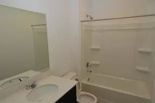 404 E Bass Dr, Bastrop, TX 78602 - Photo 20