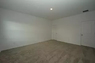 404 E Bass Dr, Bastrop, TX 78602 - Photo 18