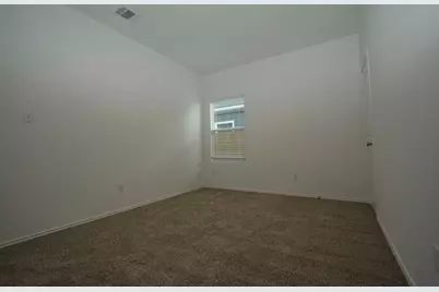 404 E Bass Drive, Bastrop, TX 78602 - Photo 30