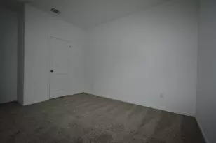 404 E Bass Dr, Bastrop, TX 78602 - Photo 36