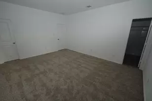 404 E Bass Dr, Bastrop, TX 78602 - Photo 22