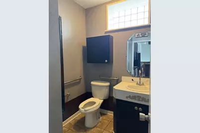 103 W 1st Street, Elgin, TX 78621 - Photo 10