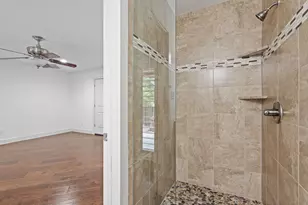 6533 E Hill Dr, Austin, TX 78731 - Photo 22