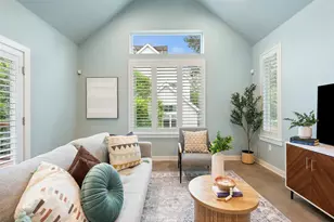 1909 E M. Franklin Ave, Austin, TX 78723 - Photo 2