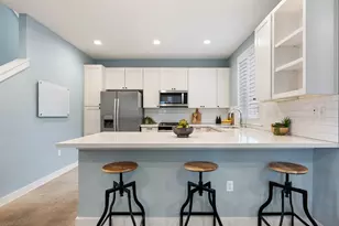 1909 E M. Franklin Ave, Austin, TX 78723 - Photo 6