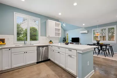 1909 E M Franklin Avenue, Austin, TX 78723 - Photo 22