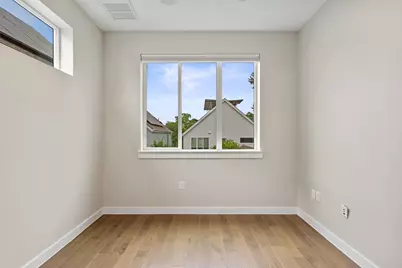 1909 E M Franklin Avenue, Austin, TX 78723 - Photo 16