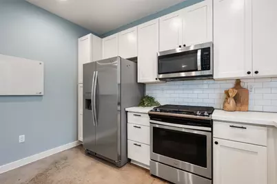 1909 E M Franklin Avenue, Austin, TX 78723 - Photo 24