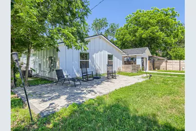 6215 Club Terrace, Austin, TX 78741 - Photo 2