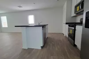 156 Bull Lake Cir, Buda, TX 78610 - Photo 2