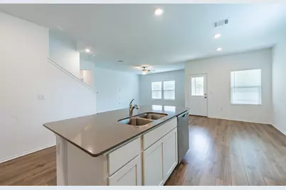 10217 Prague Court, Austin, TX 78747 - Photo 10