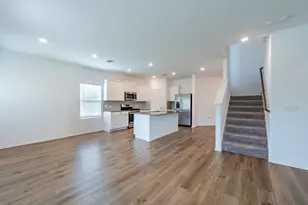 10217 Prague Ct, Austin, TX 78747 - Photo 12