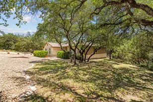 20307 Highland Lake Dr, Lago Vista, TX 78645 - Photo 4