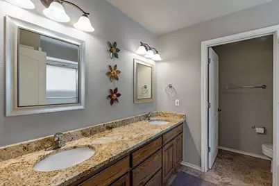 20307 Highland Lake Drive, Lago Vista, TX 78645 - Photo 16