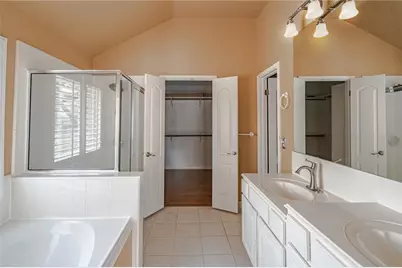 27 Troon Drive, Lakeway, TX 78738 - Photo 20