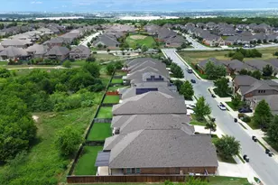 6117 Lake Teravista Way, Georgetown, TX 78626 - Photo 32