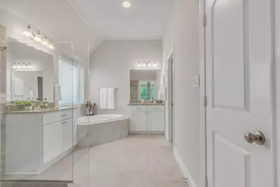 6117 Lake Teravista Way, Georgetown, TX 78626 - Photo 20