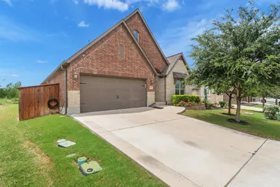 6117 Lake Teravista Way, Georgetown, TX 78626 - Photo 4