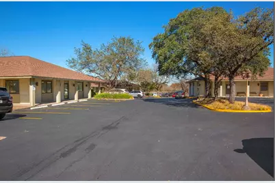 1110 W William Cannon Drive #building 1, Austin, TX 78745 - Photo 2