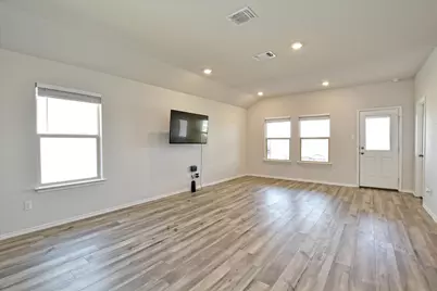 508 Wyatt Way, Jarrell, TX 76537 - Photo 4