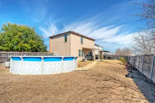 370 Holly Grove St, Kyle, TX 78640 - Photo 6