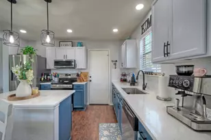 370 Holly Grove St, Kyle, TX 78640 - Photo 20